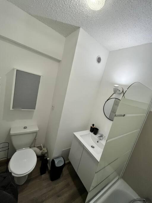 Appartement Moderne & Chaleureux Greoux-les-Bains Exterior photo