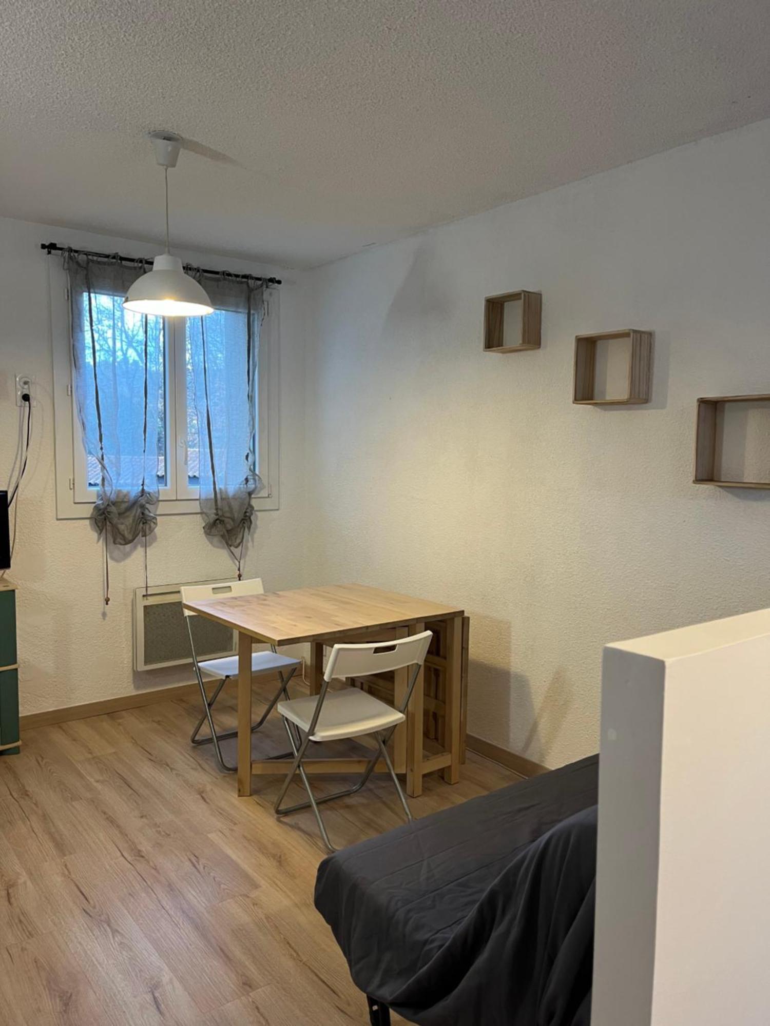 Appartement Moderne & Chaleureux Greoux-les-Bains Exterior photo